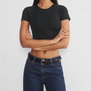 Babaton Classic Black Women's contour crop Top